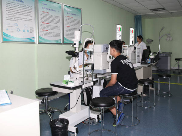 欧唯视护理用品